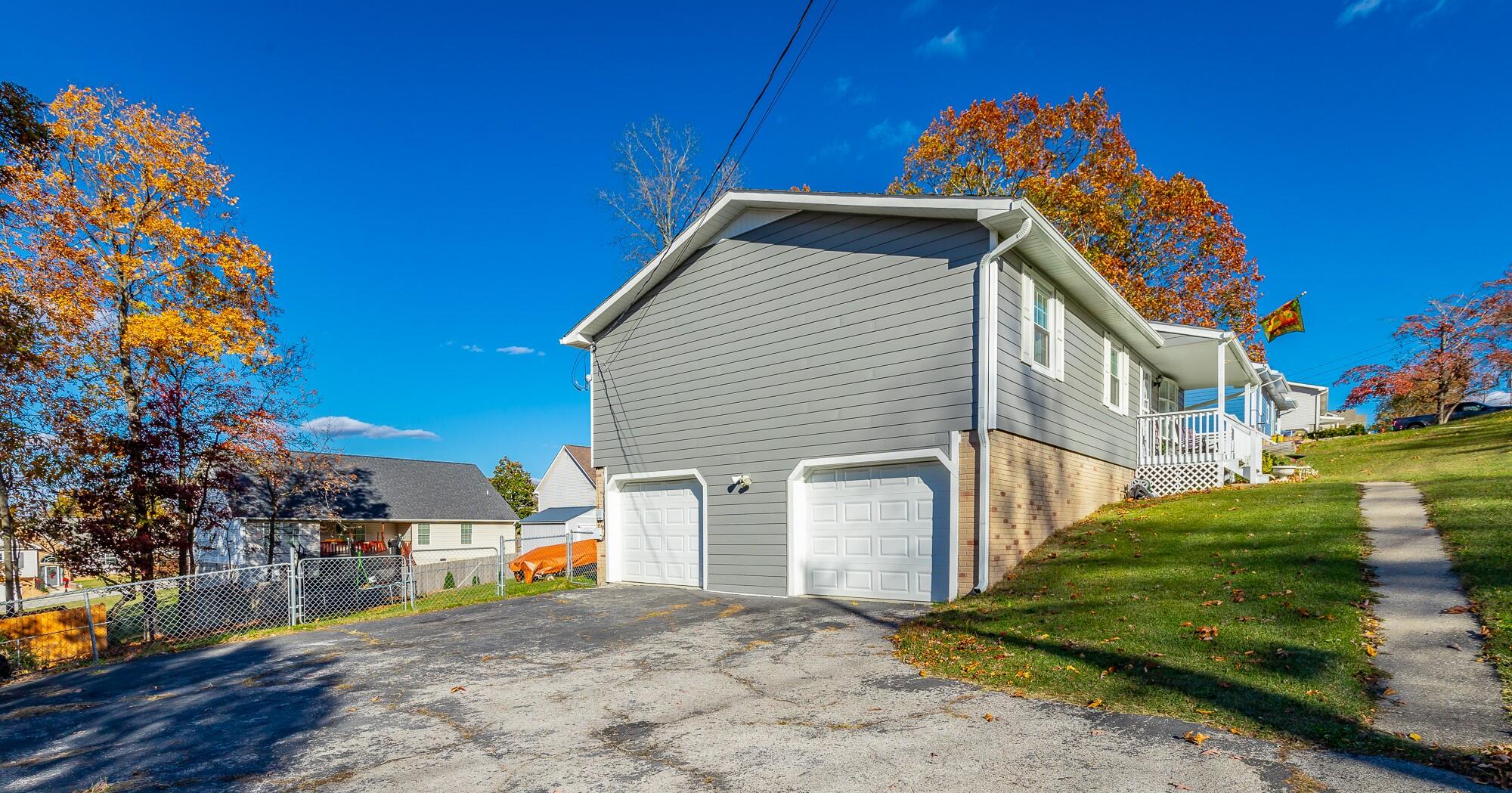 207 Smoketree Circle Ringgold, GA 30736 - Photo 7 of 31 207 Smoketree Circle HD-1