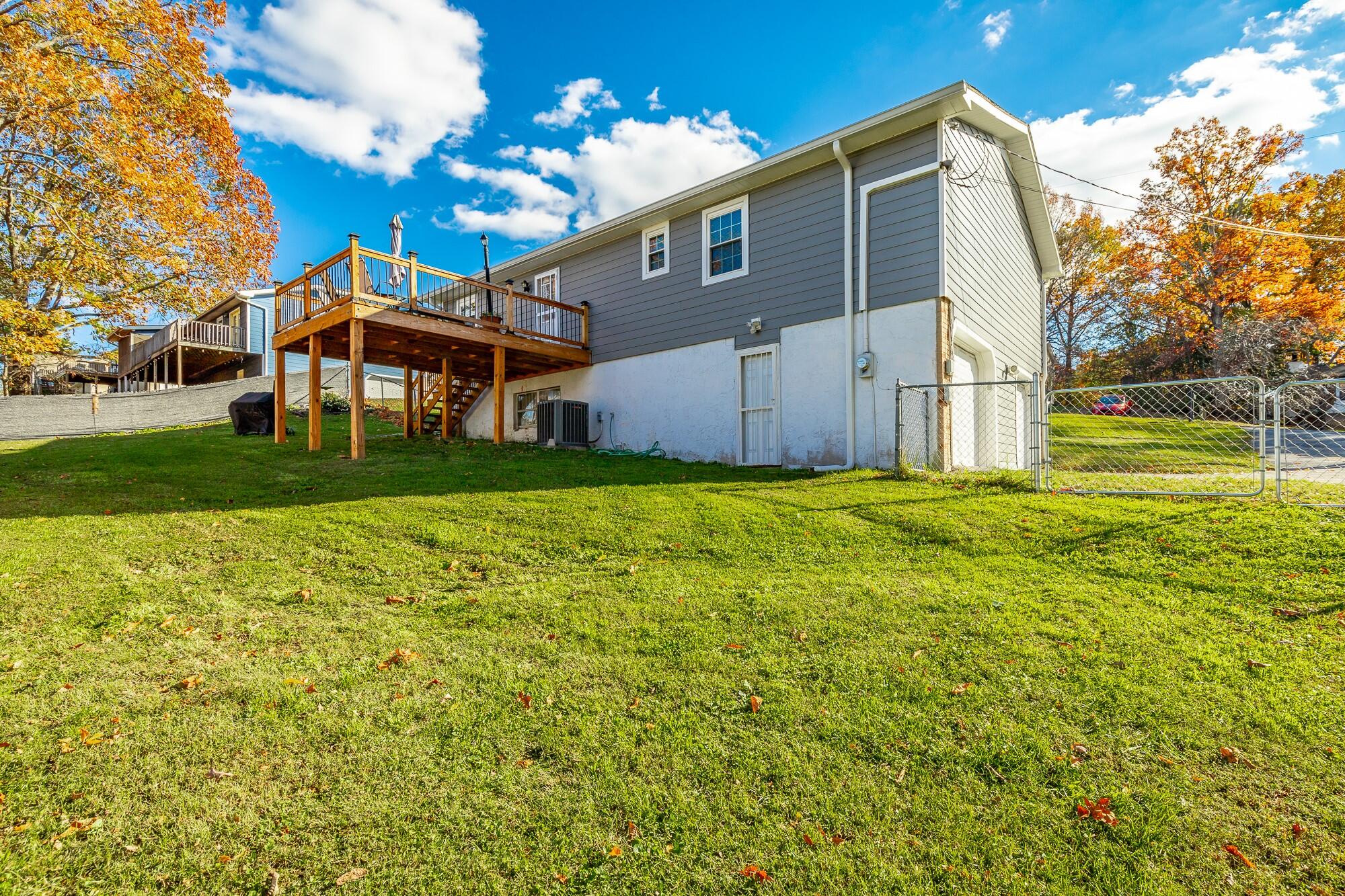 207 Smoketree Circle Ringgold, GA 30736 - Photo 8 of 31 207 Smoketree Circle HD-5