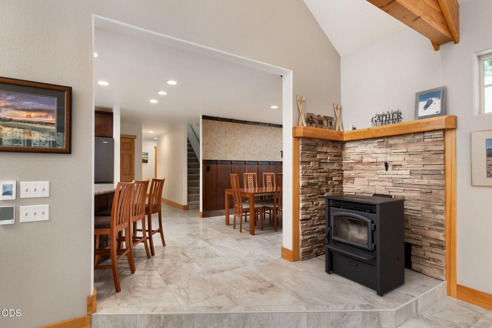 16969 Spring River Road Bend, OR 97707 - Photo 22 of 53