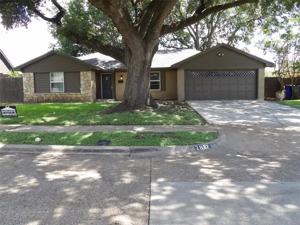 $2,600 | 2822 Sunny Hill Lane, Farmers Branch, TX 75234