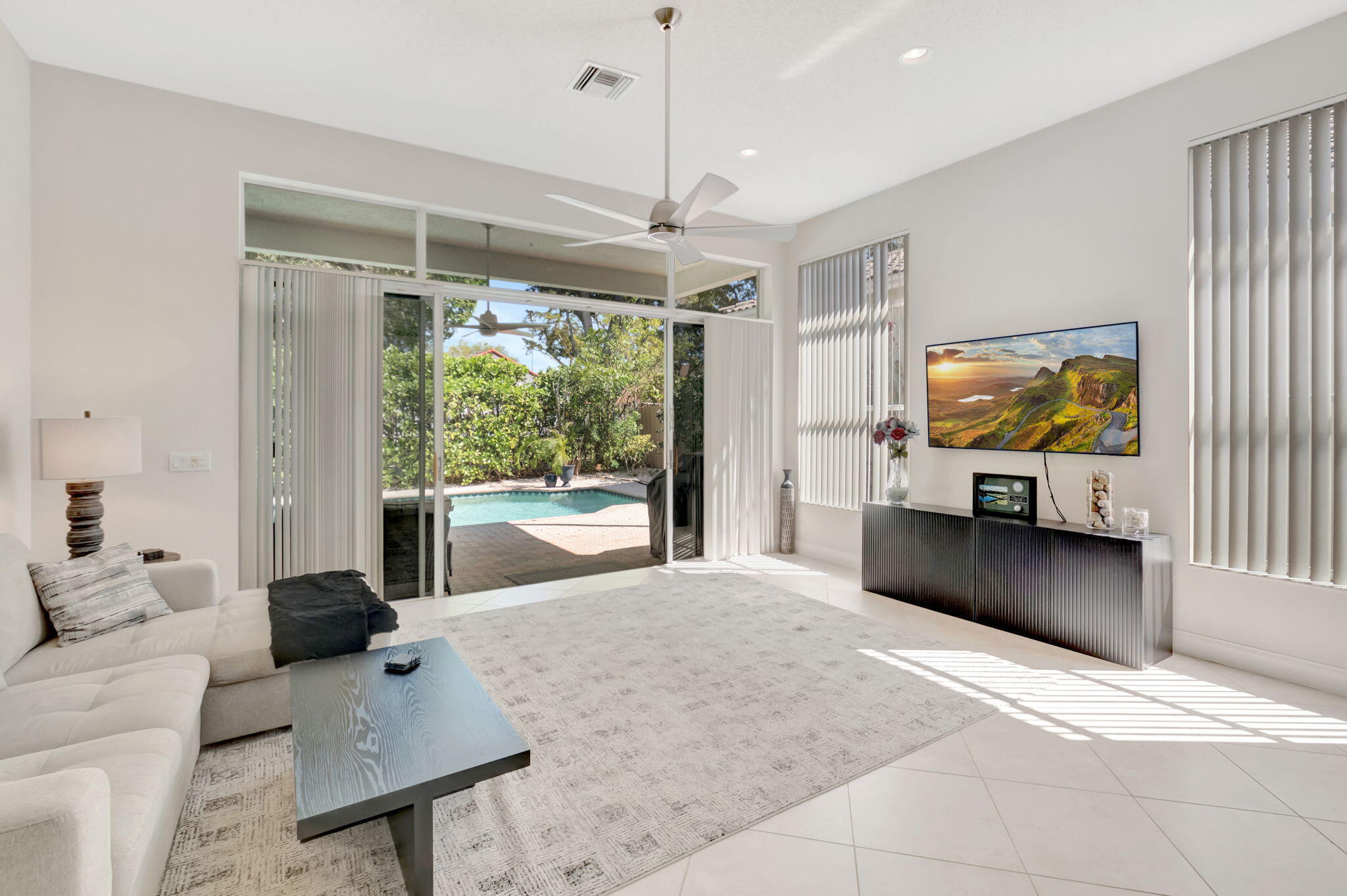 6666 Northwest 23rd Terrace Boca Raton, FL 33496 - Photo 15 of 43 20250304072304256182000000-o