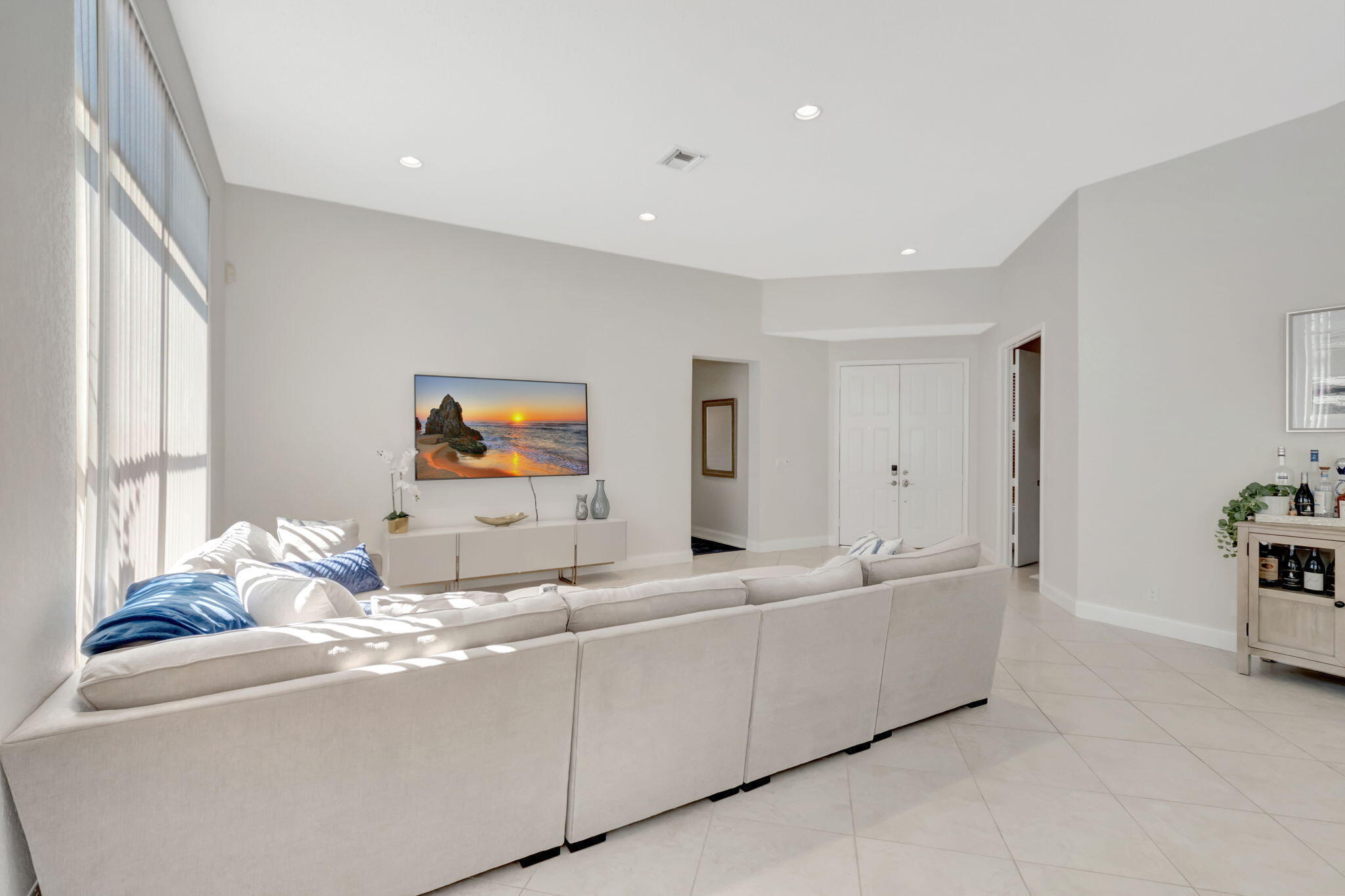 6666 Northwest 23rd Terrace Boca Raton, FL 33496 - Photo 8 of 43 20250304072258555221000000-o