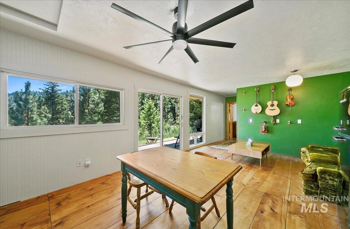 221 Tollgate Road Boise, ID 83716 - Photo 7 of 33