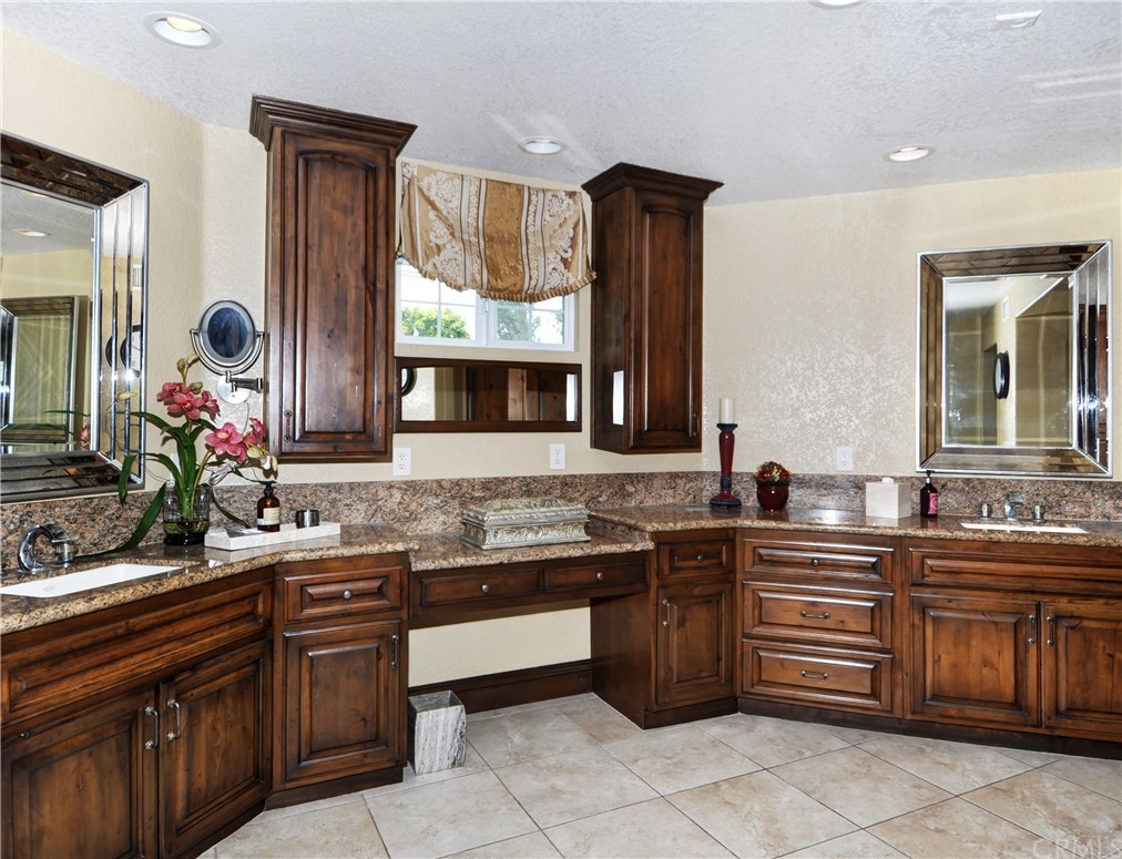 10922 Orange Park Boulevard Orange, CA 92869 - Photo 26 of 43