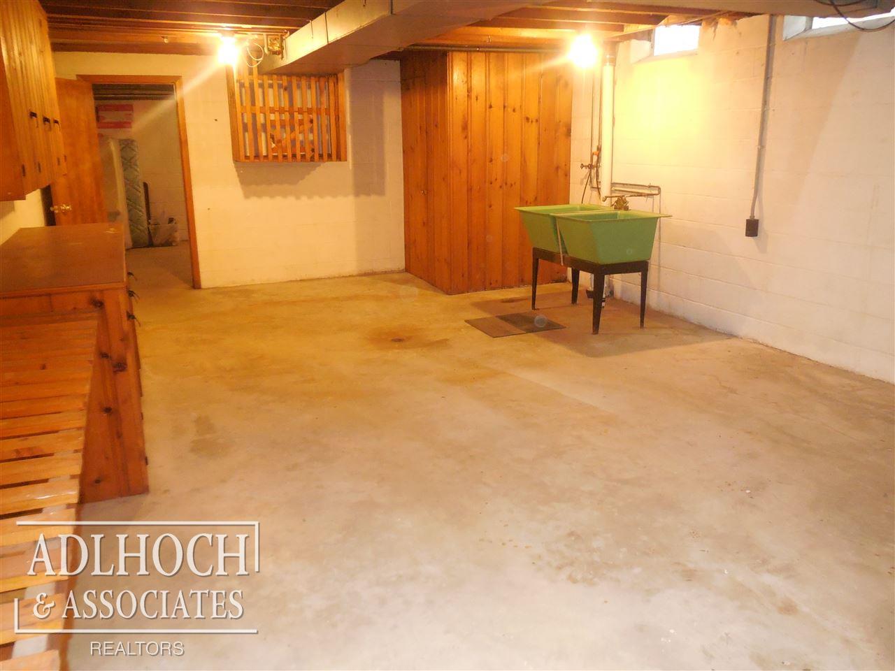 924 Trombley Road Grosse Pointe, MI 48230 - Photo 15 of 19