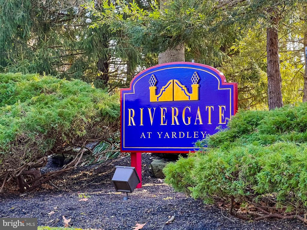 902 Slate Hill Road Yardley, PA 19067 - Photo 2 of 76 Gallery Image 2