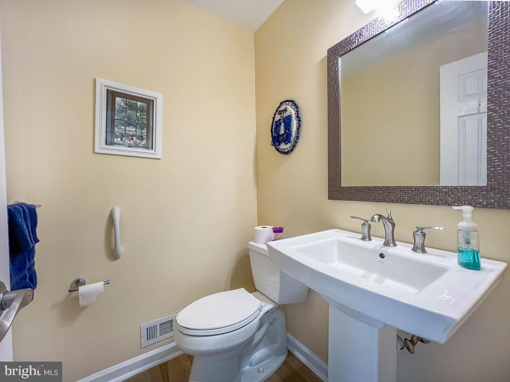 902 Slate Hill Road Yardley, PA 19067 - Photo 33 of 76 Gallery Image 33