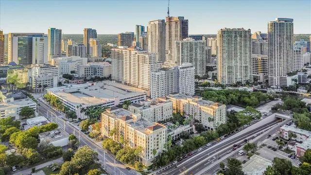 a picture of city view