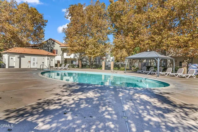 $439,000 | 21334 Nandina Lane, Unit 204, Newhall, CA 91321