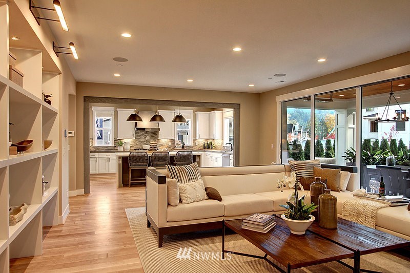 9325 Northeast 173rd Street Bothell, WA 98011 - Photo 5 of 16