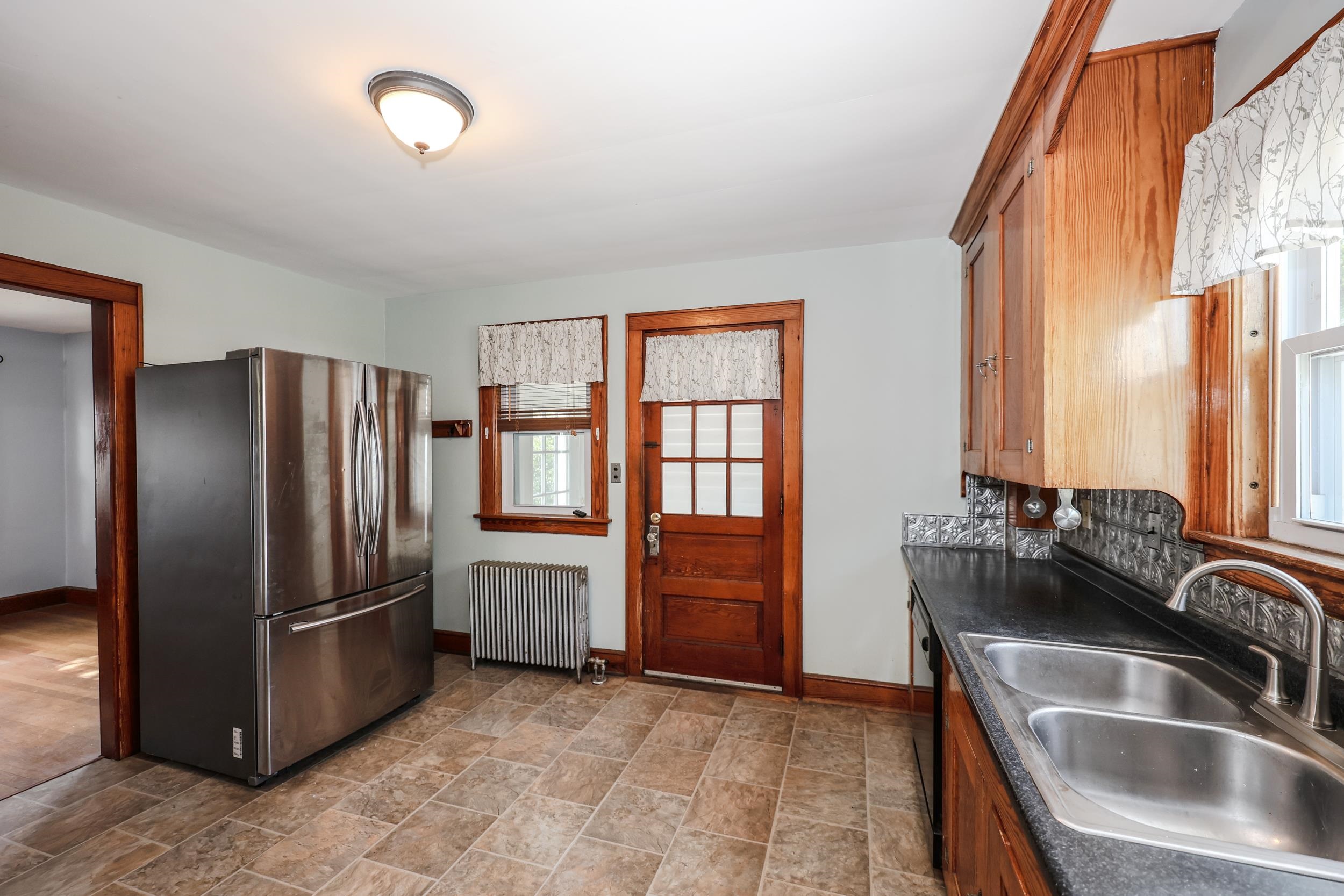78 Candia Road Manchester, NH 03109 - Photo 20 of 56