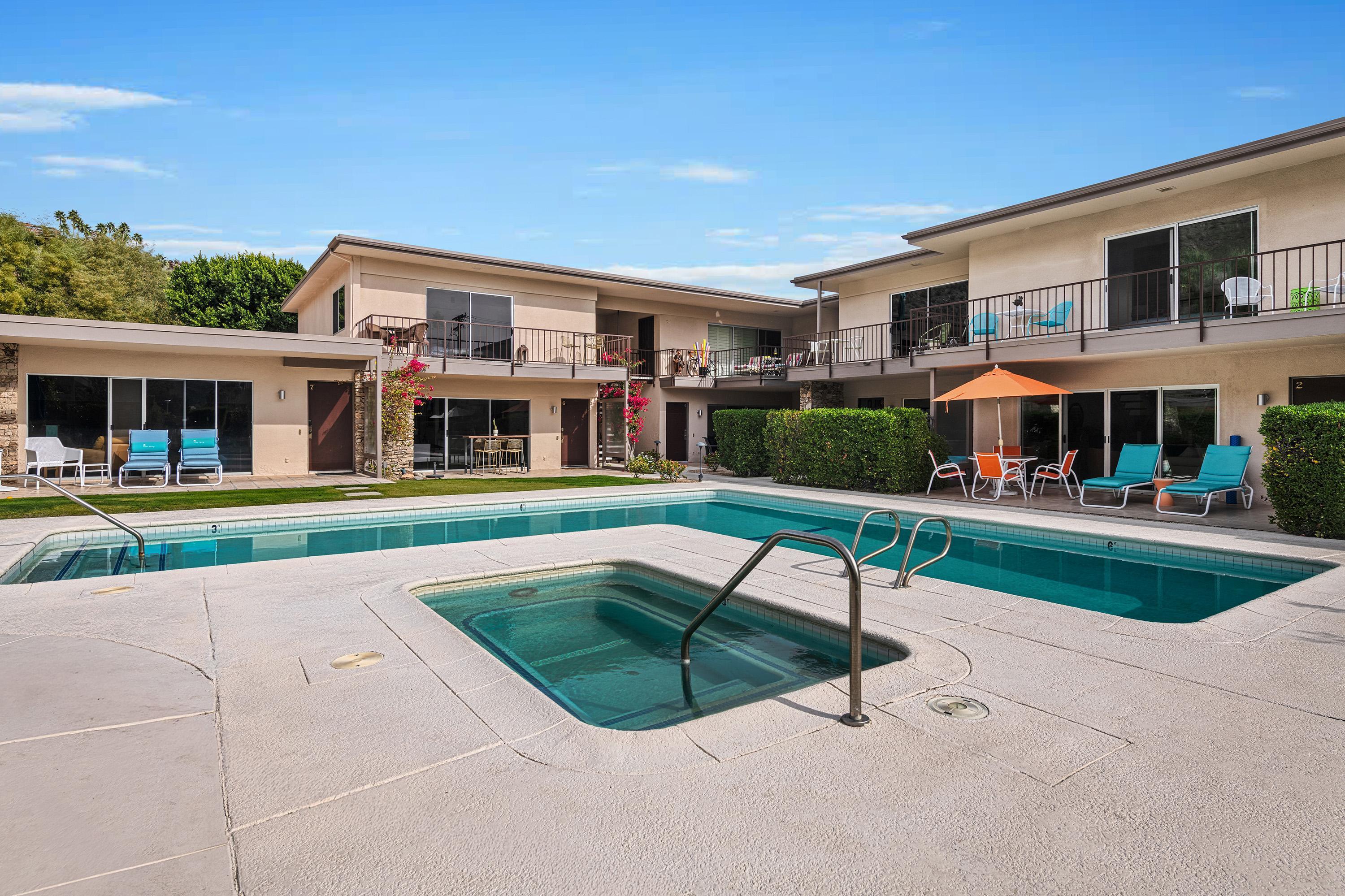 500 West Arenas Road, Unit 4 Palm Springs, CA 92262 - Photo 11 of 40 0504