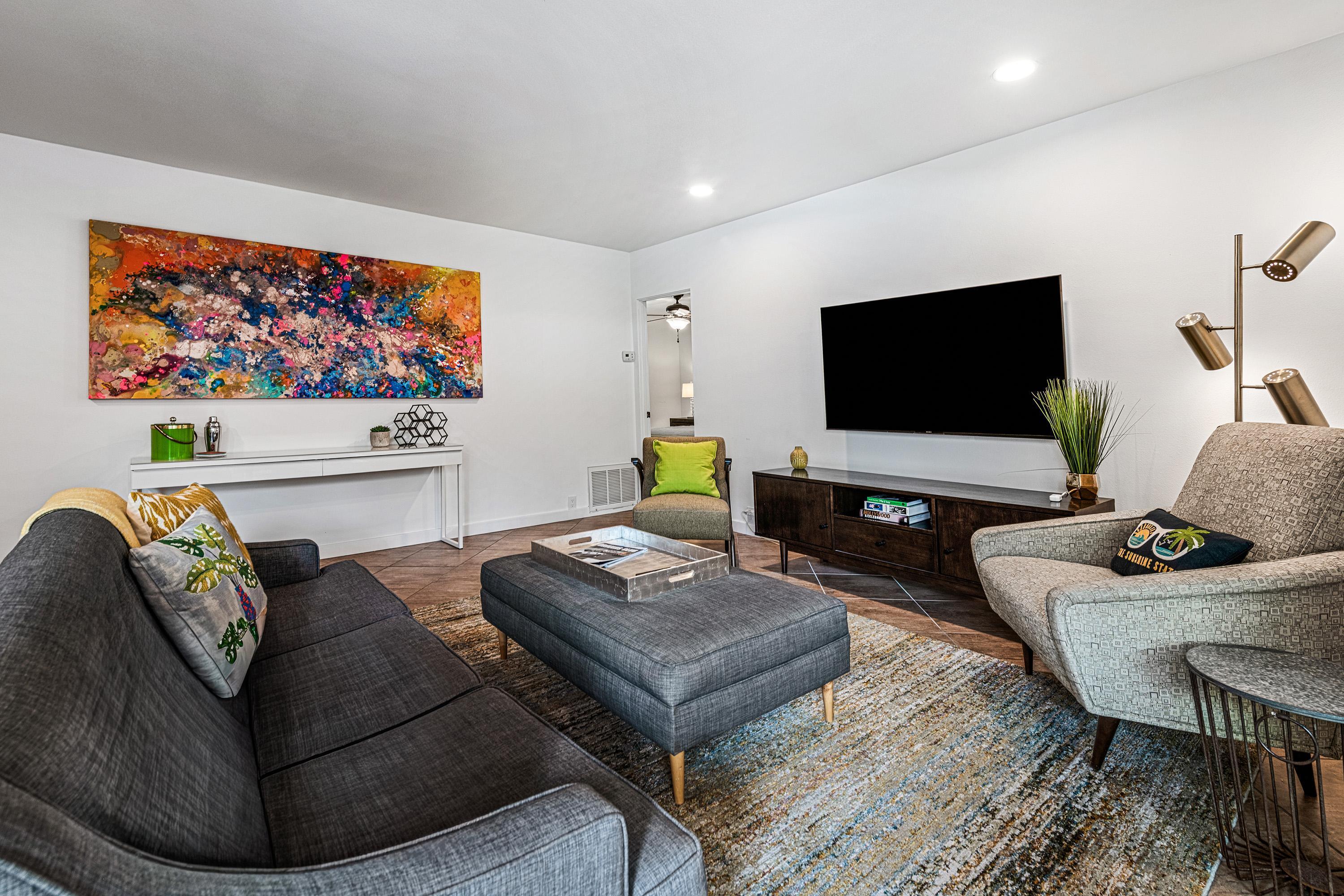 500 West Arenas Road, Unit 4 Palm Springs, CA 92262 - Photo 16 of 40 1917