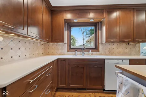 $699,900 | 12970 Camborne Court, Carmel, IN 46033