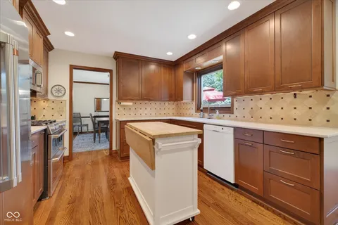 $699,900 | 12970 Camborne Court, Carmel, IN 46033