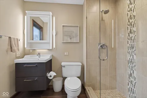$699,900 | 12970 Camborne Court, Carmel, IN 46033