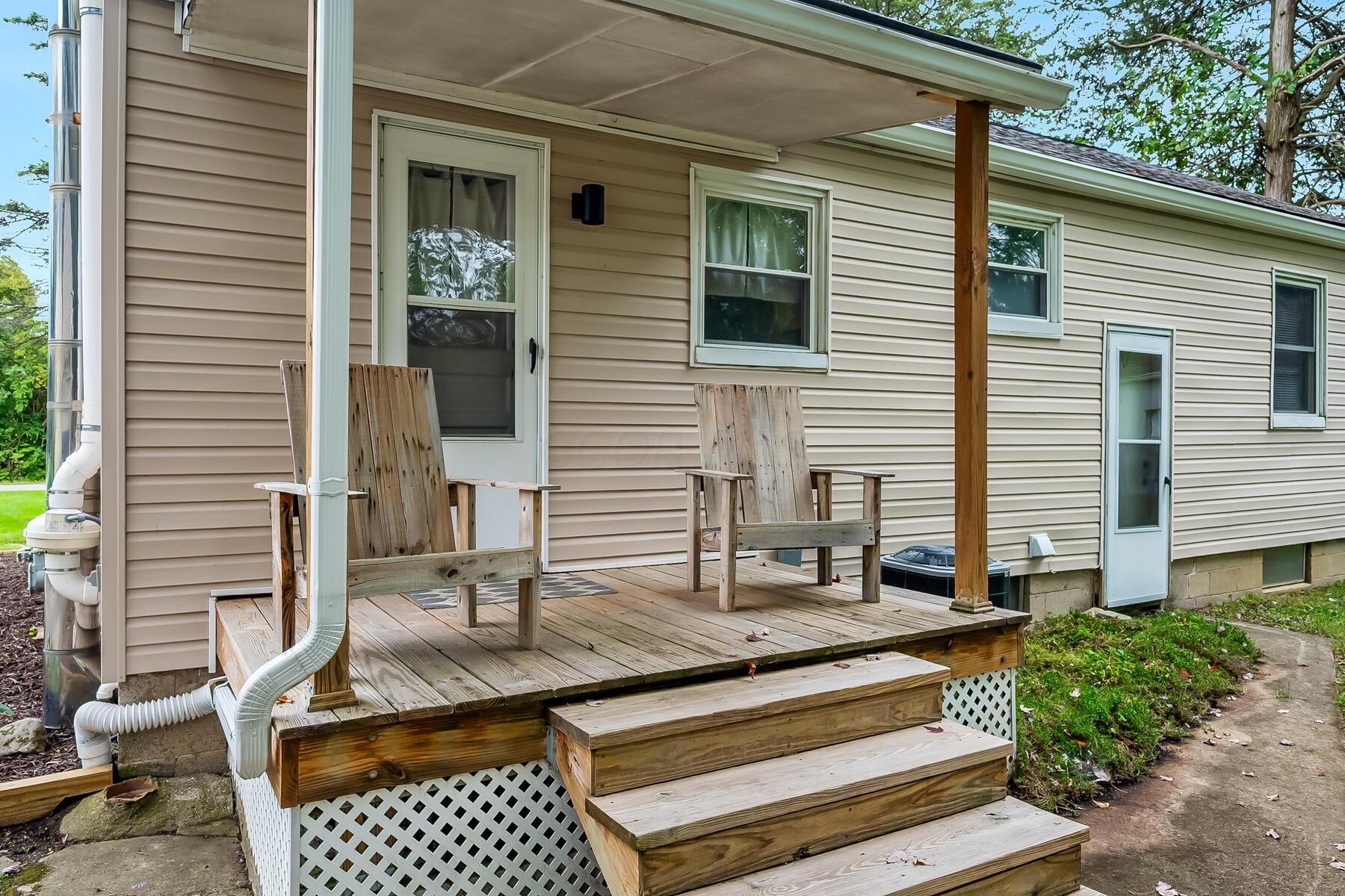 5503 Linworth Road Columbus, OH 43235 - Photo 33 of 47 Back Porch