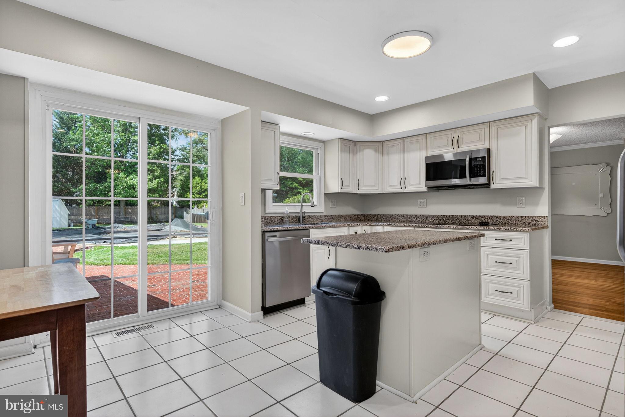216 Hamilton Road Marlton, NJ 08053 - Photo 13 of 64