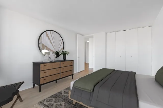 $2,450 | 655 West Irving Park Road, Unit 1114, Chicago, IL 60613