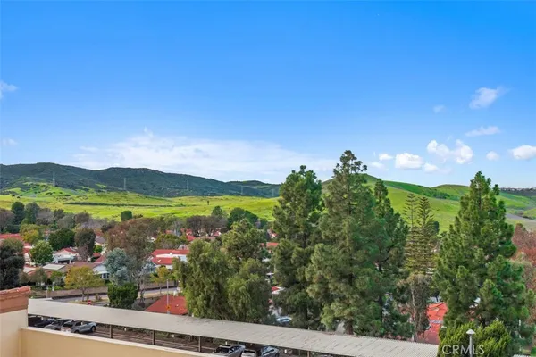 $114,000 | 24055 Paseo Del Lago, Unit 411, Laguna Woods, CA 92637