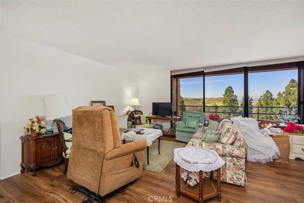 $114,000 | 24055 Paseo Del Lago, Unit 411, Laguna Woods, CA 92637