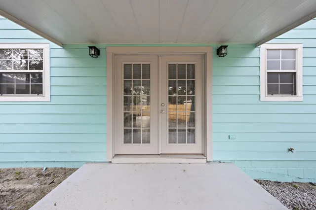 $1,700 | 220 Fir Avenue, Niceville, FL 32578