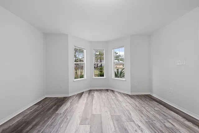 $1,700 | 220 Fir Avenue, Niceville, FL 32578