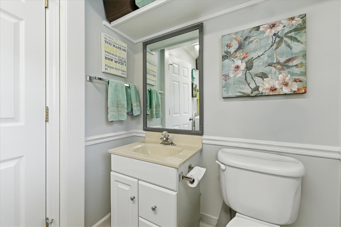 108 Reed Place Anderson, SC 29621 - Photo 23 of 49 Half bath; Located in the laundry room