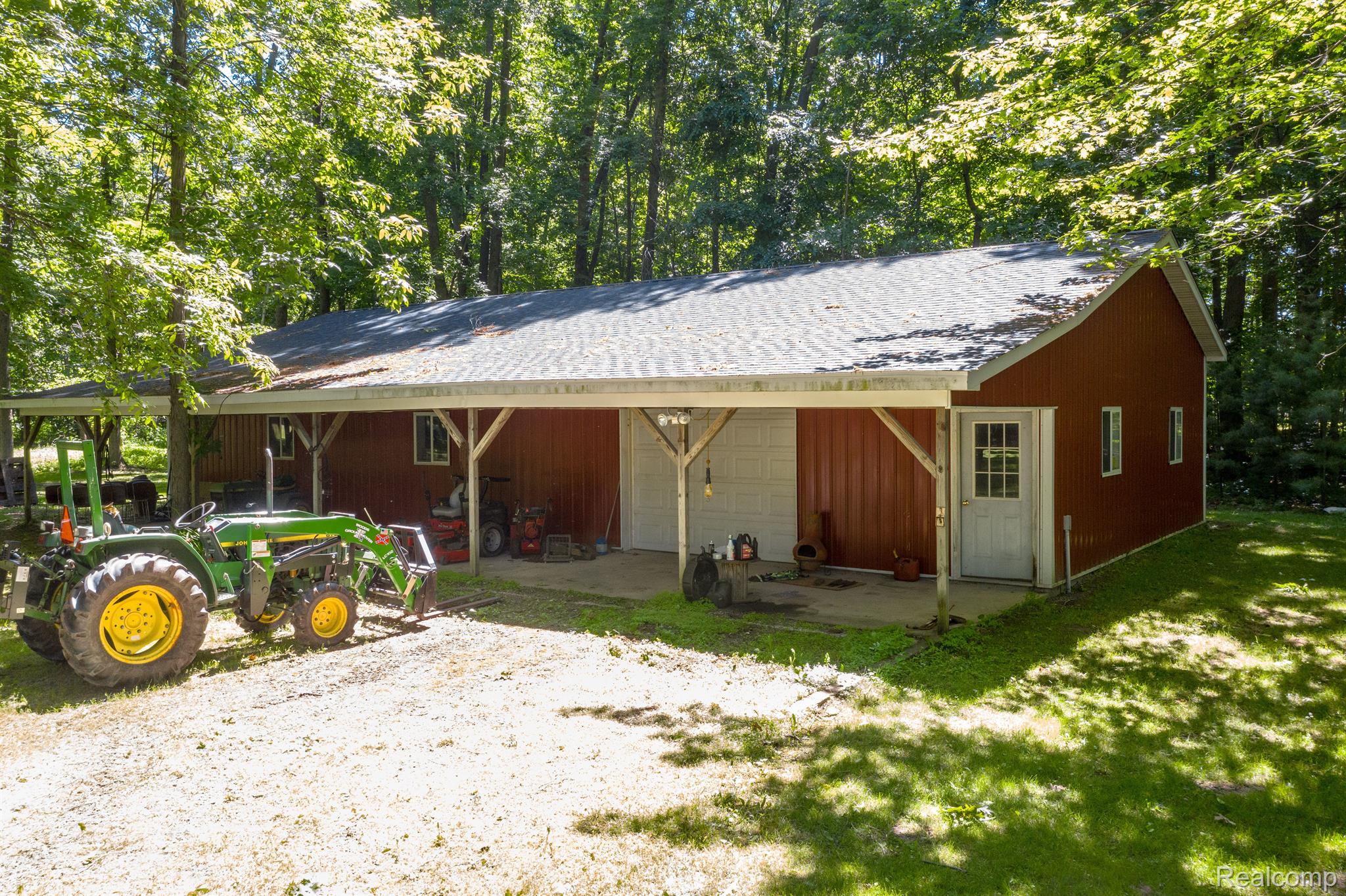 24421 Florence Road Armada, MI 48005 - Photo 34 of 39 Gallery Image 34