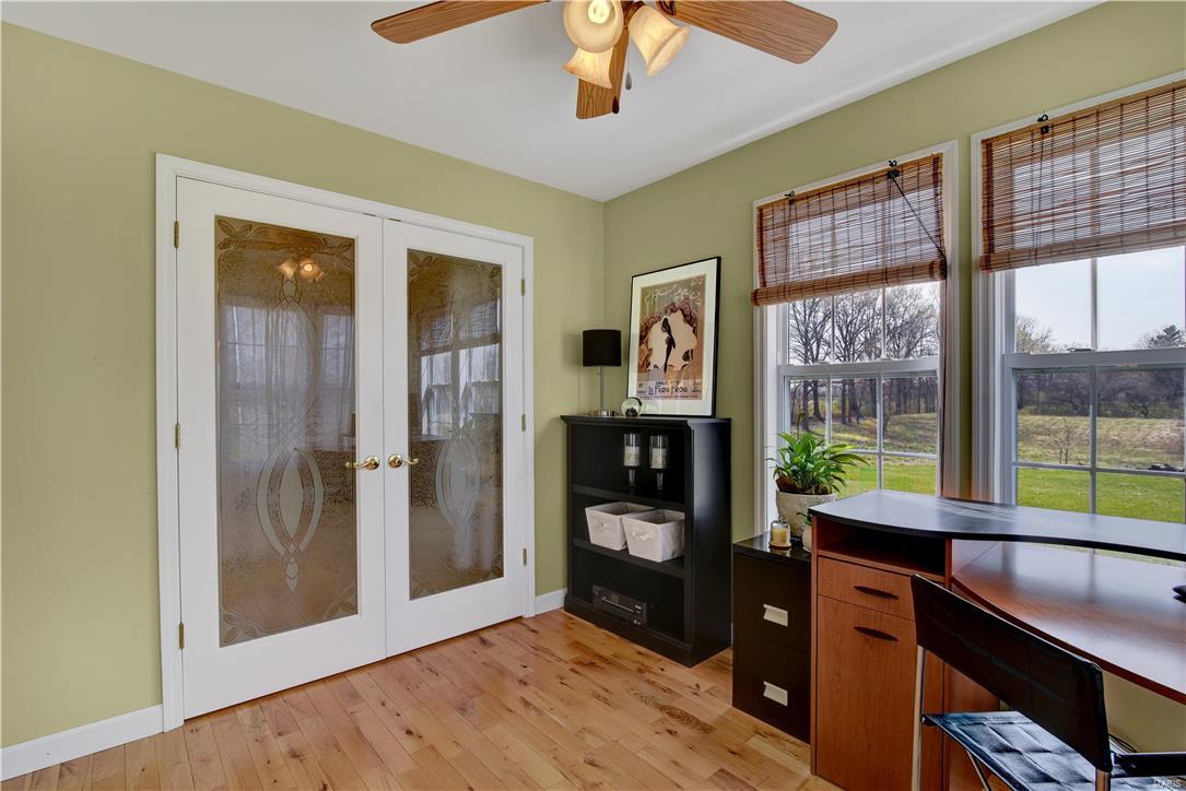 5323 Hazel Road Edwardsville, IL 62025 - Photo 14 of 63