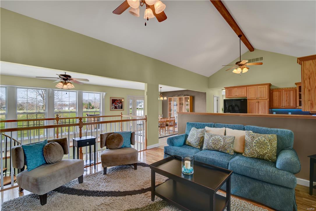 5323 Hazel Road Edwardsville, IL 62025 - Photo 8 of 63