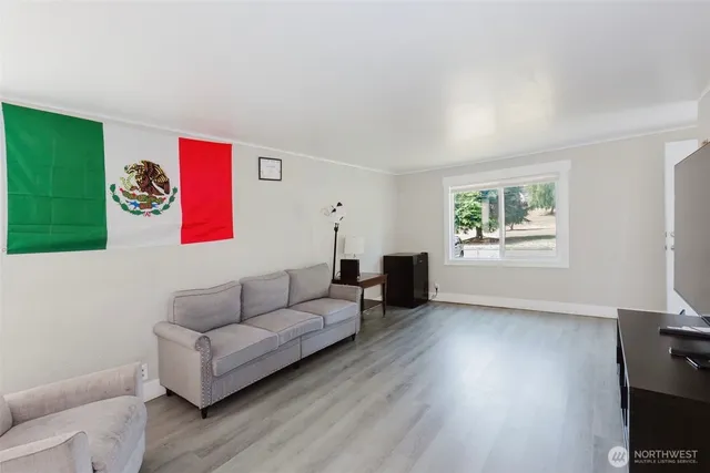 $410,000 | 2824 Robin Avenue, Bremerton, WA 98310