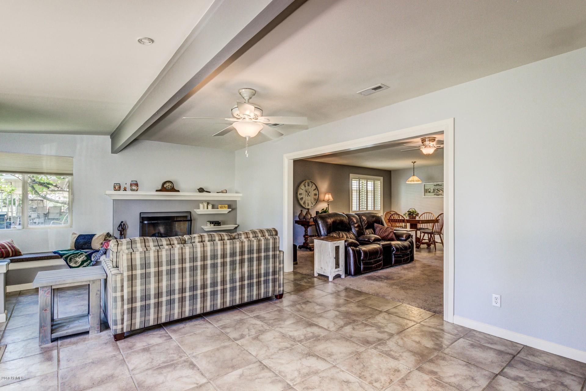 10860 West Hatcher Road Sun City, AZ 85351 - Photo 11 of 29 Hatcher - 10860 (11)