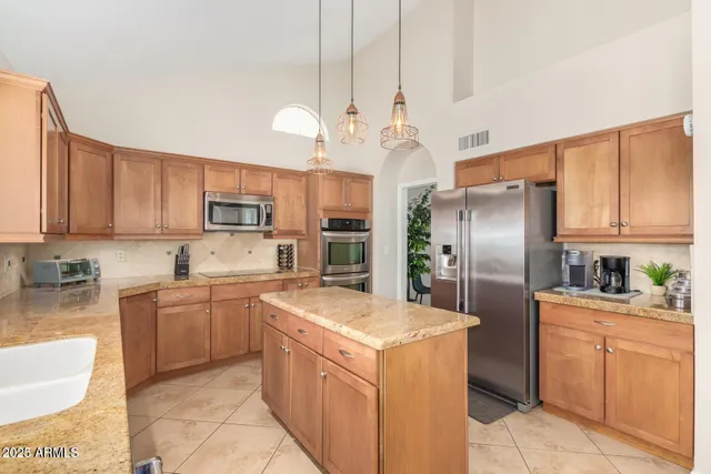 $5,000 | 5259 East Paradise Lane, Scottsdale, AZ 85254