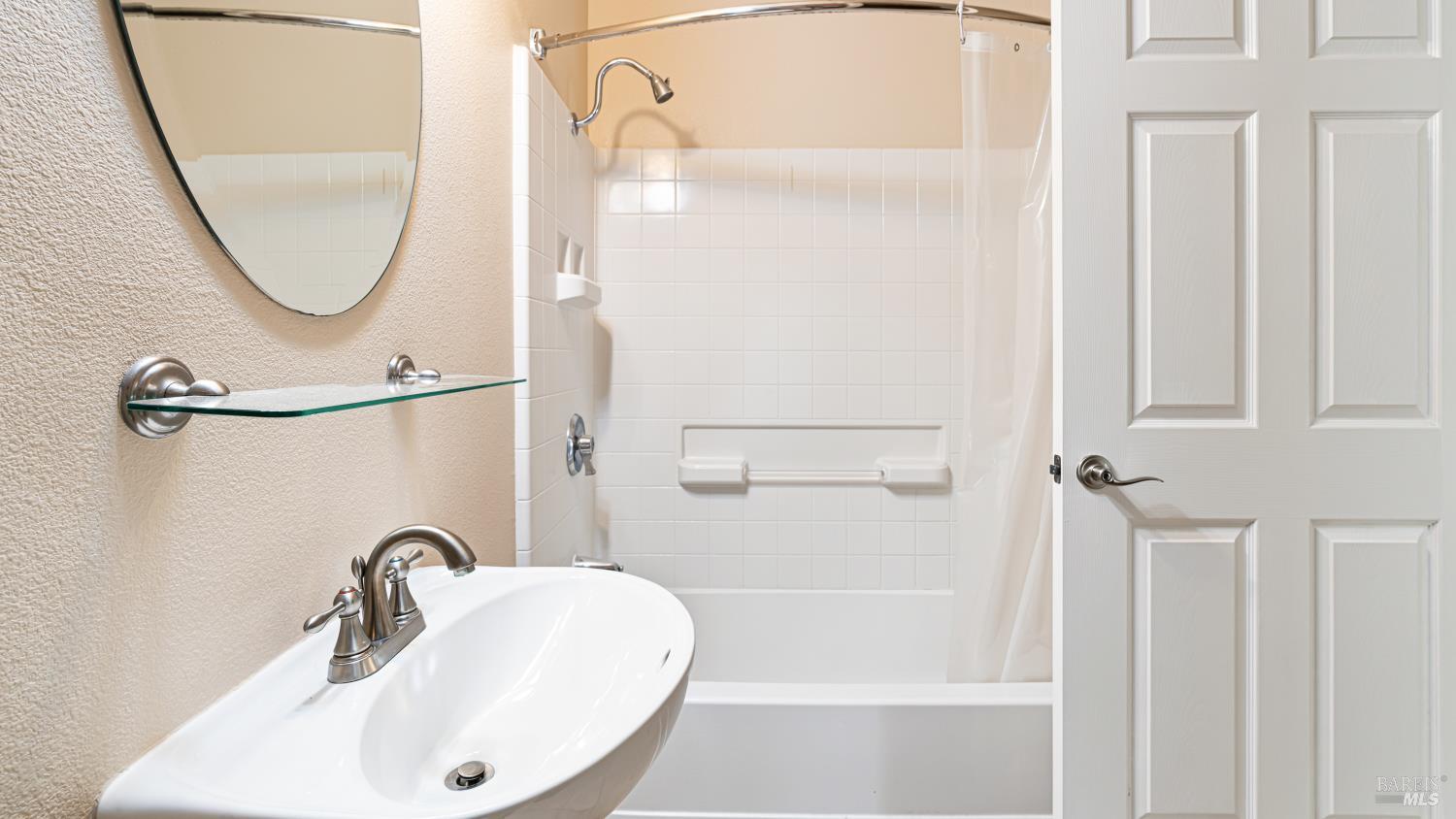 225 Burt Street, Unit 10 Santa Rosa, CA 95404 - Photo 17 of 22 Gallery Image 17
