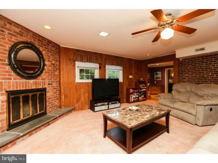 1127 Coventry Road Cheltenham, PA 19012 - Photo 14 of 25 Family Room