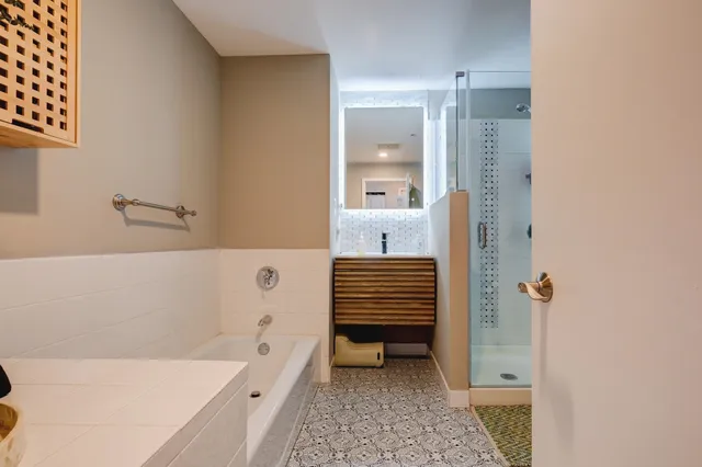 $3,500 | 600 Harbor Boulevard, Unit 867, Weehawken, NJ 07086