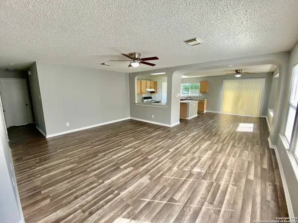 $1,700 | 8127 Ocean Meadow Drive, Converse, TX 78109