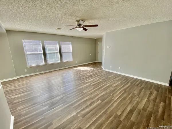 $1,700 | 8127 Ocean Meadow Drive, Converse, TX 78109