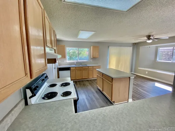 $1,700 | 8127 Ocean Meadow Drive, Converse, TX 78109