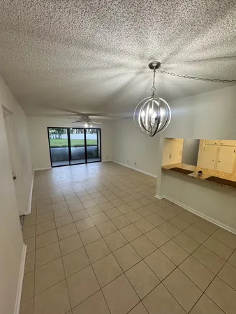 $1,800 | 703 Sunny Pine Way, Unit C1, Greenacres, FL 33415