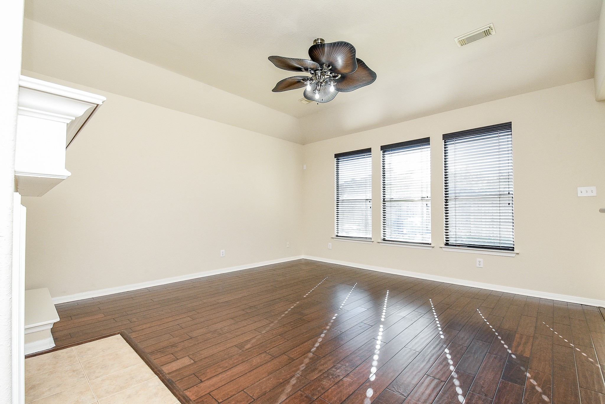 9135 Edgeloch Drive Spring, TX 77379 - Photo 10 of 32