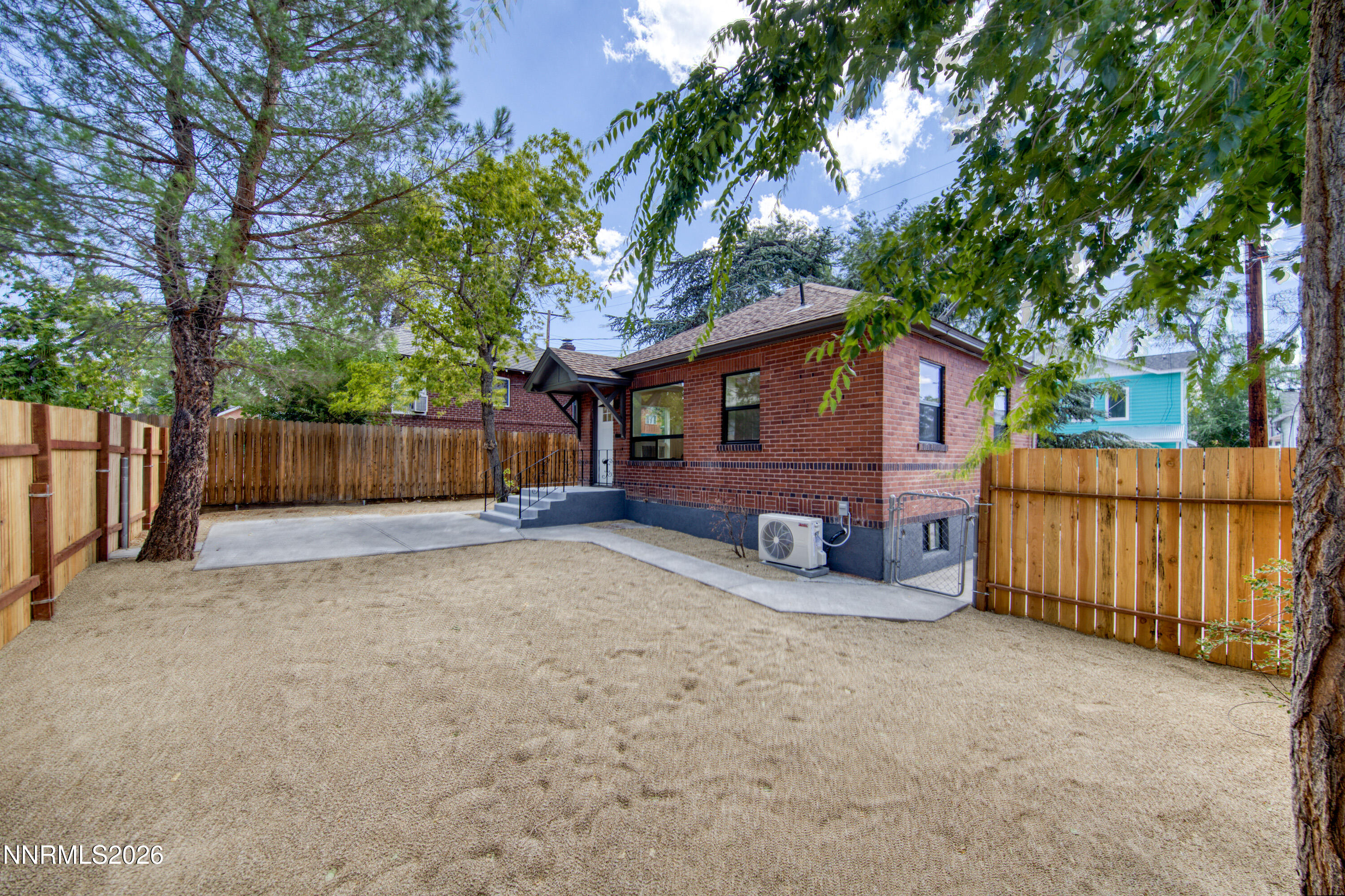 360 Roberts Street Reno, NV 89502 - Photo 32 of 46 Roberts360-036