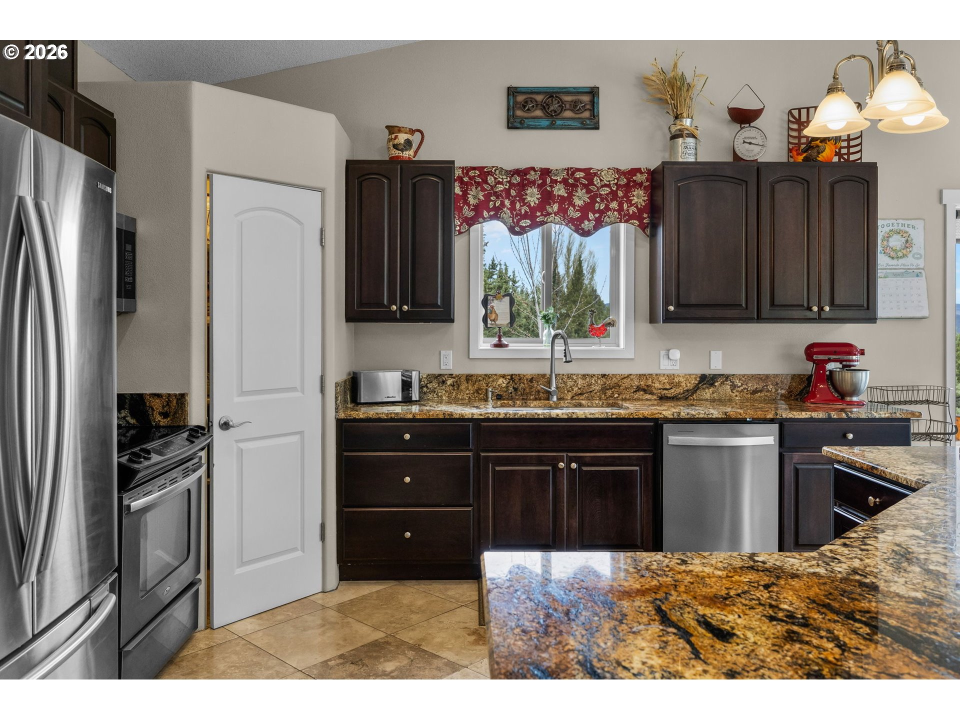 26807 Grandview Road Canyon City, OR 97820 - Photo 14 of 46