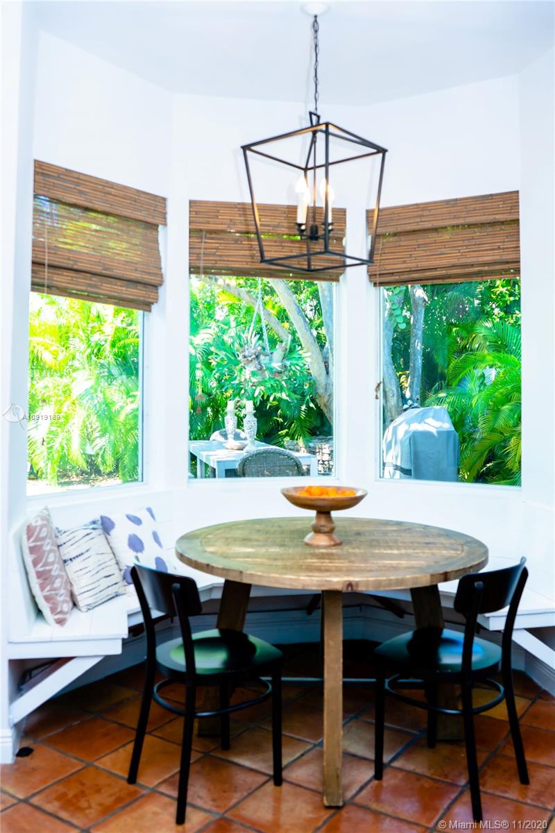 524 Woodcrest Road Key Biscayne, FL 33149 - Photo 5 of 10