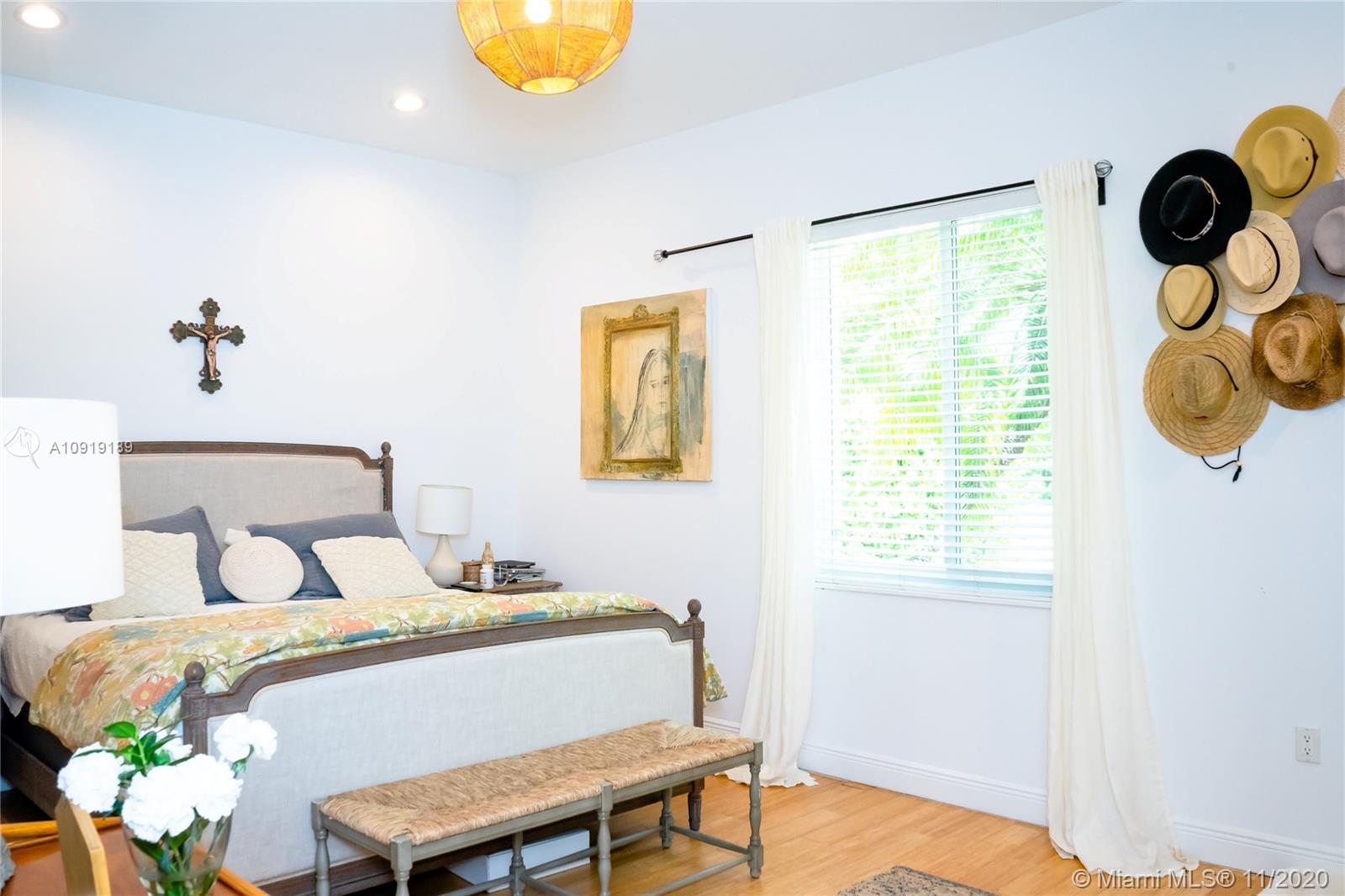 524 Woodcrest Road Key Biscayne, FL 33149 - Photo 6 of 10