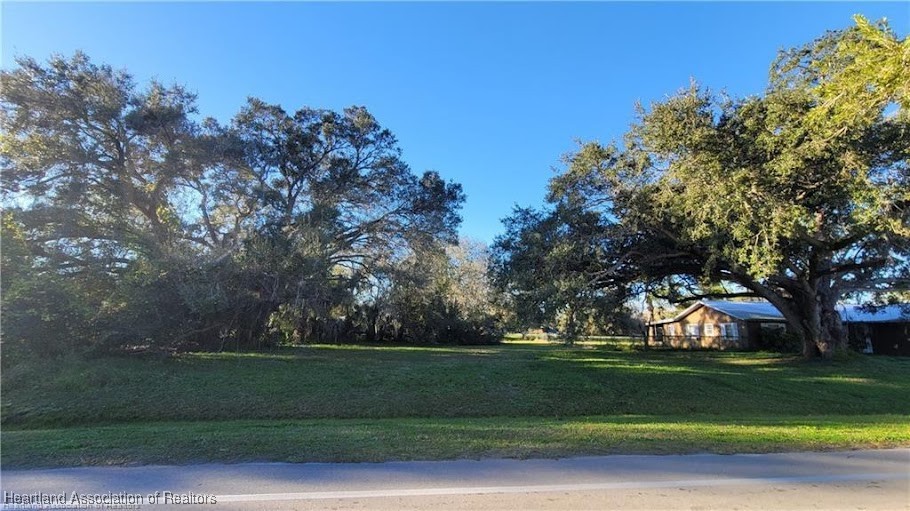 222 Springtime Drive Sebring, FL 33870 - Photo 3 of 5 Gallery Image 3