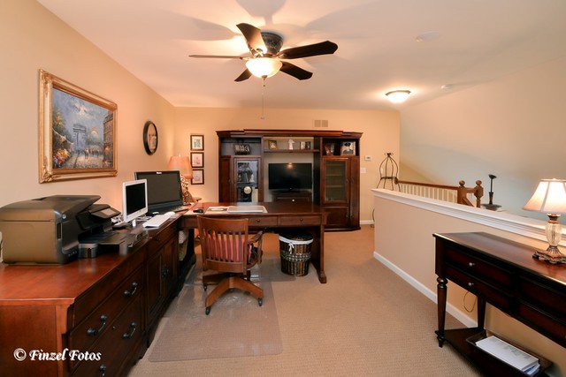 1008 Riviera Drive Elgin, IL 60124 - Photo 13 of 21