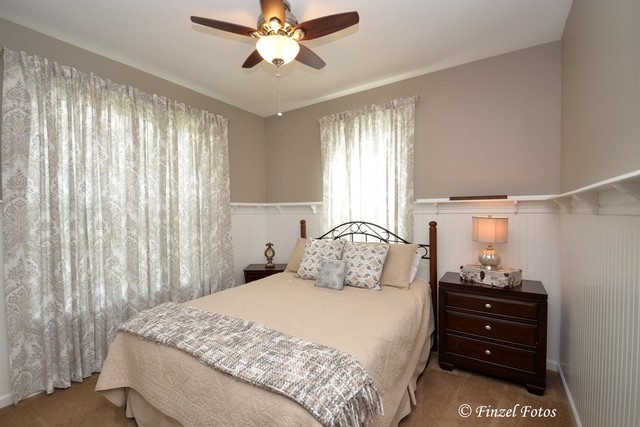 1008 Riviera Drive Elgin, IL 60124 - Photo 6 of 21