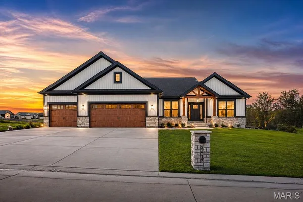 $750,000 | 114 Fiddlers Close Road, Unit 114 STB, Washington, MO 63090